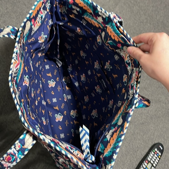 Vera Bradley Harry Potter tote, NWT - Picture 8 of 12